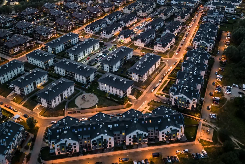 Filmowanie z drona w branży nieruchomości